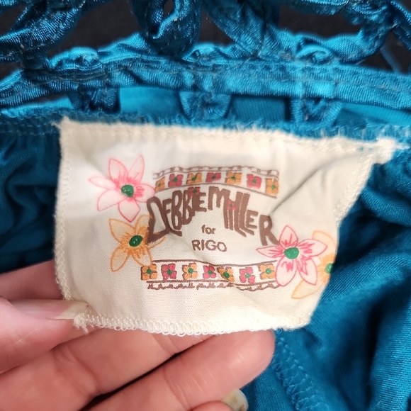 Chic Turquoise Crochet Neckline Women's Blouse - Picture 3 of 4